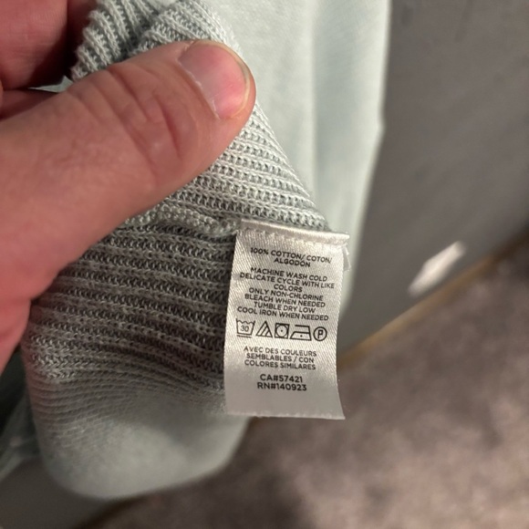 LOFT Women's Soft Blue V-Neck Sweatshirt - Picture 4 of 5